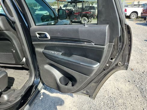 Used 2019 Jeep Grand Cherokee Limited w/ Luxury Group II image 24