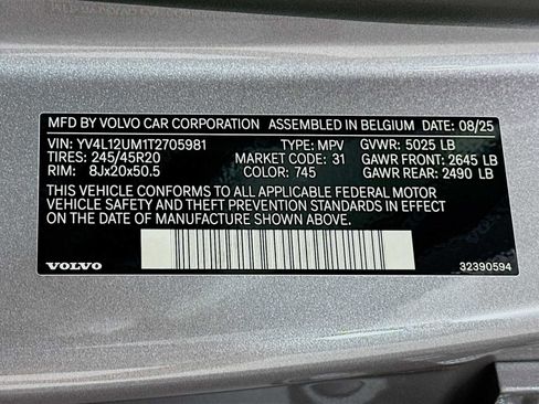 New 2026 Volvo XC40 B5 Ultra w/ Climate Package image 31