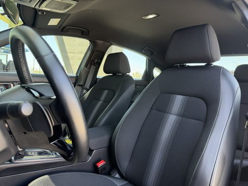 Used 2025 Honda Civic Sport image 32