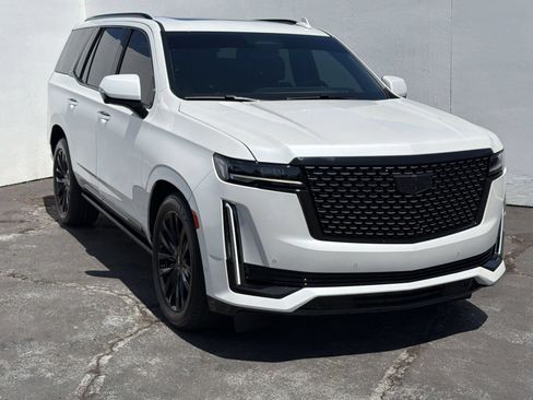 Certified 2023 Cadillac Escalade Premium Luxury w/ Performance Package AWD/4WD image 6