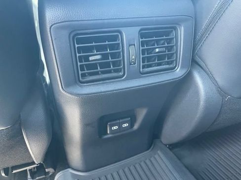 Used 2025 Toyota RAV4 XSE w/ Advanced Technology Package AWD/4WD image 15