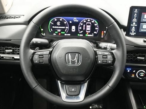 Used 2025 Honda Accord Touring image 25
