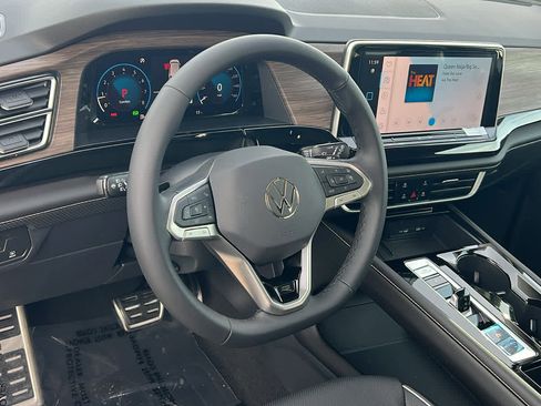 New 2026 Volkswagen Atlas SEL Premium R-Line image 10