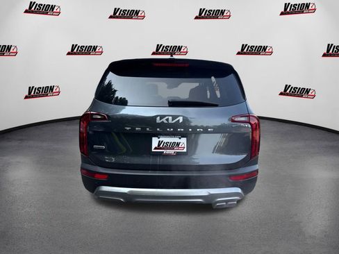 Used 2022 Kia Telluride S image 6