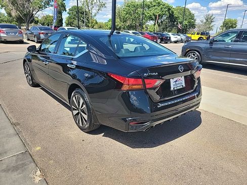 Used 2021 Nissan Altima 2.5 SL AWD/4WD image 5