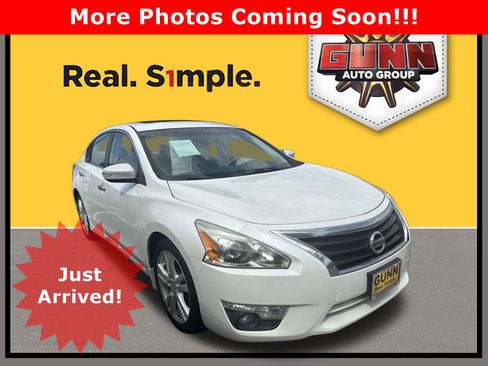 Used 2015 Nissan Altima 3.5 SL image 1