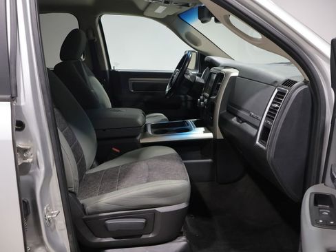 Used 2016 RAM 1500 Big Horn AWD/4WD image 22