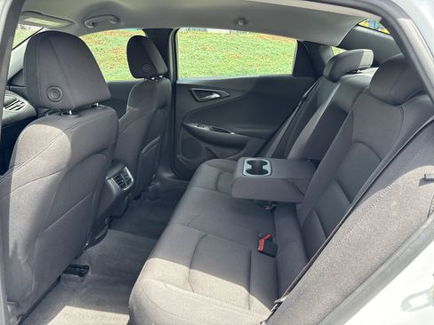 Used 2024 Chevrolet Malibu LT FWD image 32