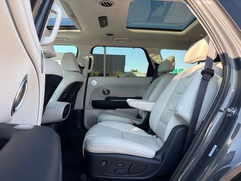 Used 2026 Hyundai Palisade Calligraphy AWD/4WD image 15