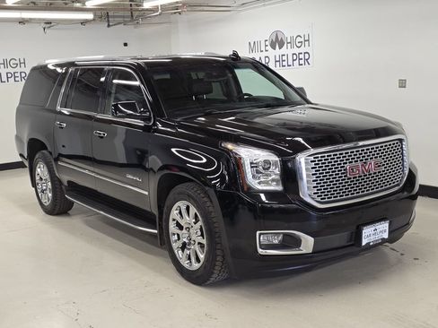 Used 2016 GMC Yukon XL Denali w/ Open Road Package AWD/4WD image 4