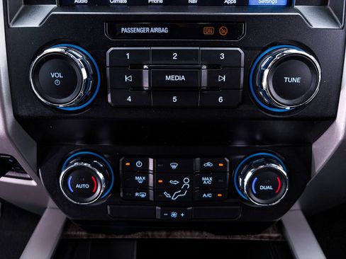 Used 2019 Ford F250 Lariat w/ FX4 Off-Road Package AWD/4WD image 21