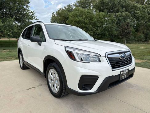 Used 2021 Subaru Forester AWD/4WD image 8
