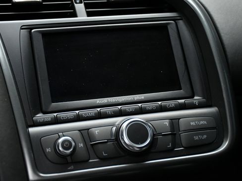 Used 2008 Audi R8 V8 image 19