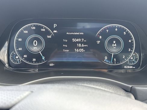 Used 2022 Hyundai Palisade Calligraphy image 17