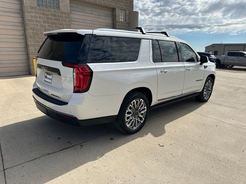Certified 2023 GMC Yukon XL Denali Ultimate AWD/4WD image 41