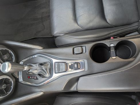 Used 2018 Chevrolet Camaro LT w/ RS Package image 14