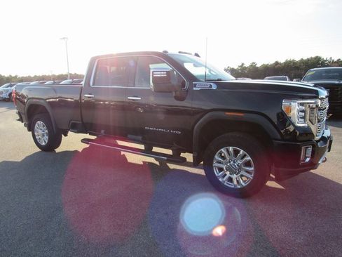 Used 2021 GMC Sierra 3500 Denali w/ Denali Ultimate Package image 6