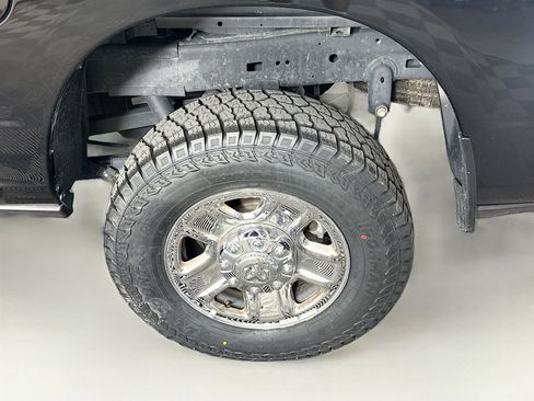 Used 2024 RAM 2500 Big Horn w/ Bed Utility Group AWD/4WD image 11
