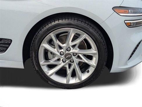 Used 2022 Genesis G70 2.0T image 18