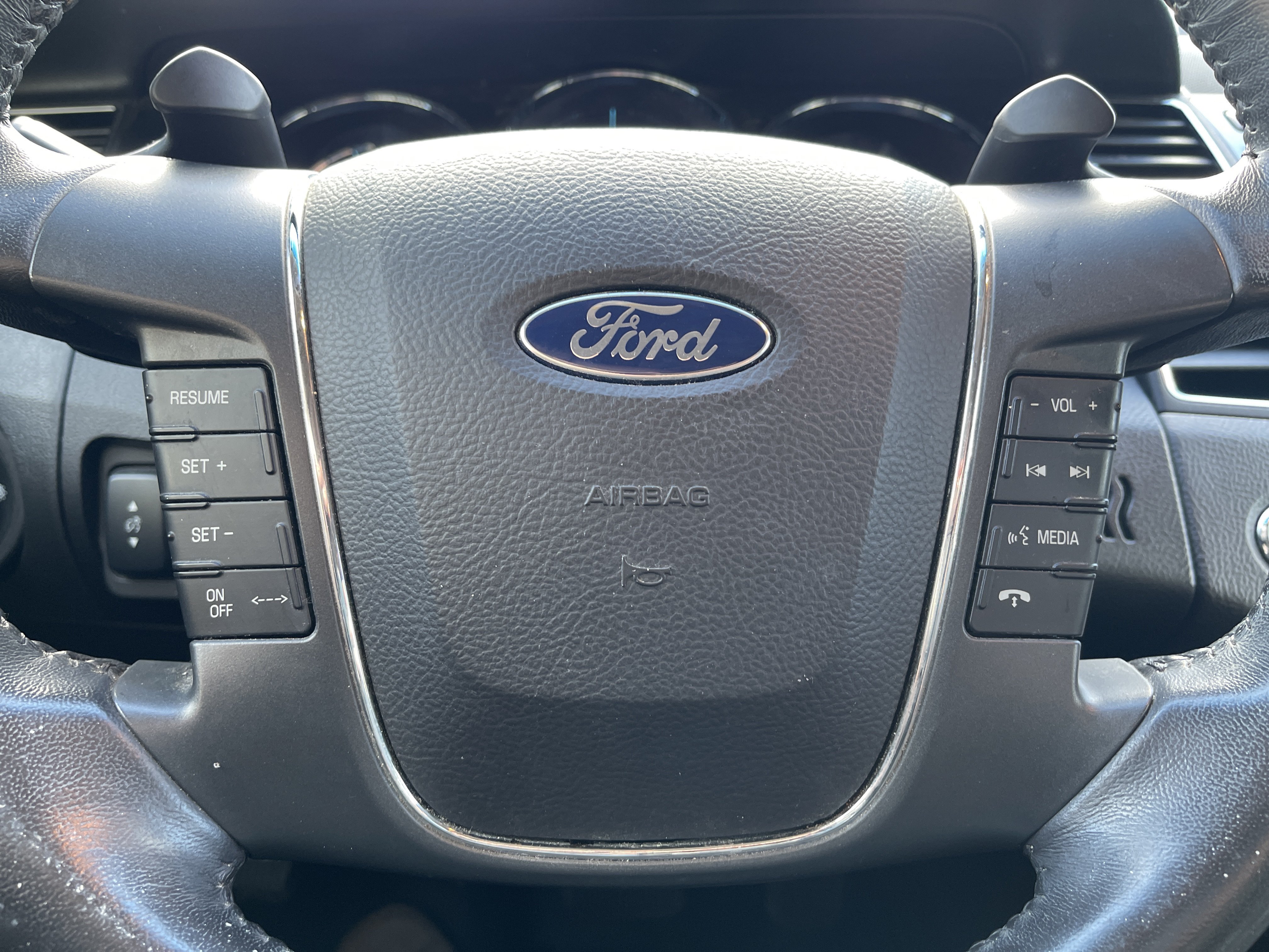 Used 2011 Ford Taurus Limited w/ 303A Rapid Spec Order Code AWD/4WD image 15