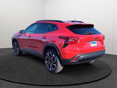 New 2026 Chevrolet Trax RS w/ Driver Confidence Package image 4