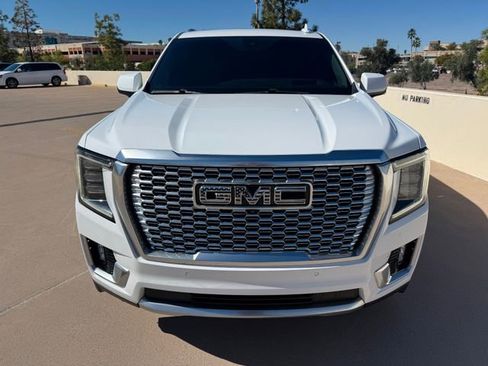 Used 2021 GMC Yukon XL Denali image 31