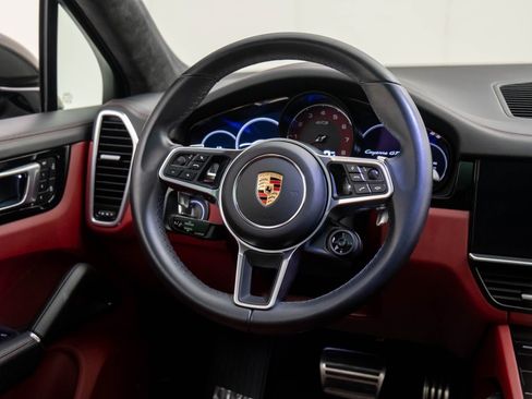 Certified 2023 Porsche Cayenne GTS image 12