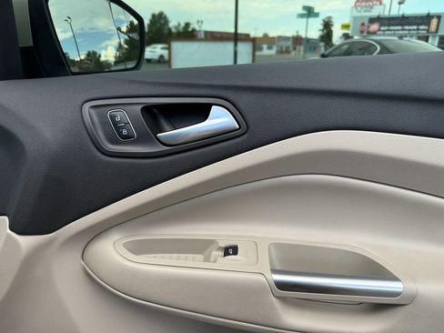 Used 2018 Ford Escape SEL image 38