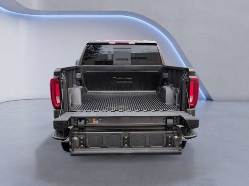 Used 2019 GMC Sierra 1500 SLT w/ SLT Premium Package AWD/4WD image 8