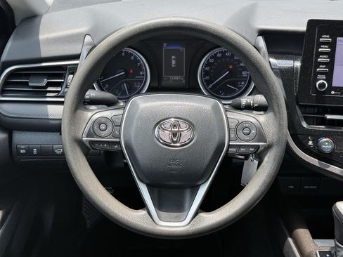 Used 2022 Toyota Camry LE FWD image 15