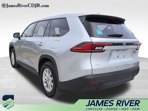 Used 2025 Toyota Grand Highlander AWD image 20