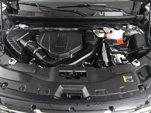 Used 2025 GMC Acadia Elevation image 54