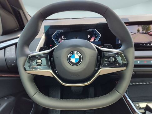 Used 2025 BMW X3 xDrive30i w/ Convenience Package image 17