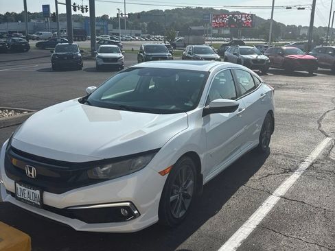 Used 2019 Honda Civic EX-L image 2
