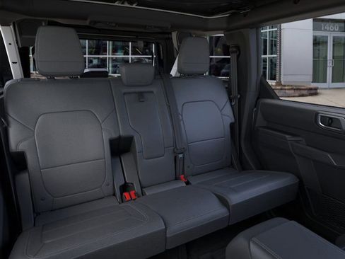 New 2025 Ford Bronco Outer Banks image 11