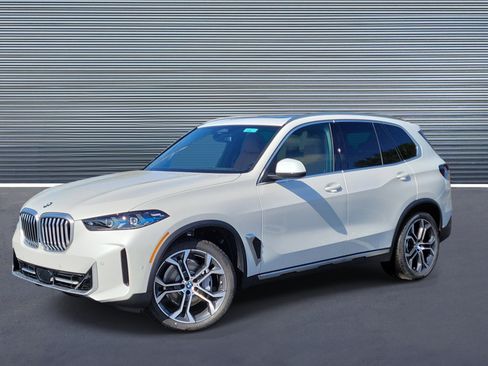 New 2026 BMW X5 sDrive40i w/ Premium Package RWD image 1