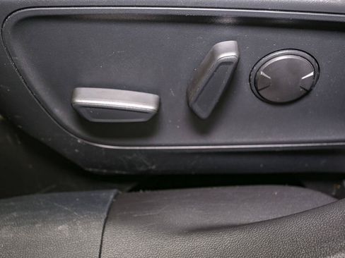 Used 2024 Ford Escape Platinum AWD/4WD image 42
