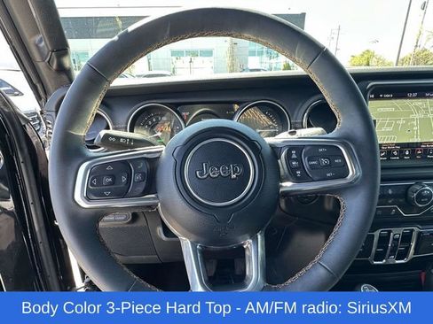Used 2023 Jeep Wrangler Unlimited Sahara image 12
