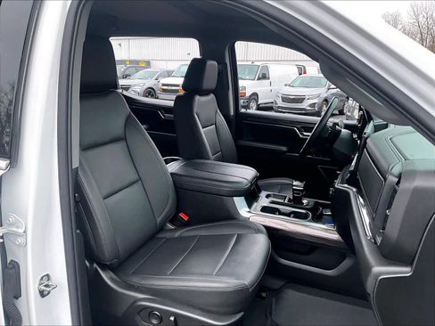 Used 2023 Chevrolet Silverado 1500 LTZ image 11