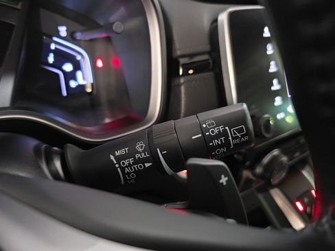 Used 2022 Honda CR-V Touring image 18