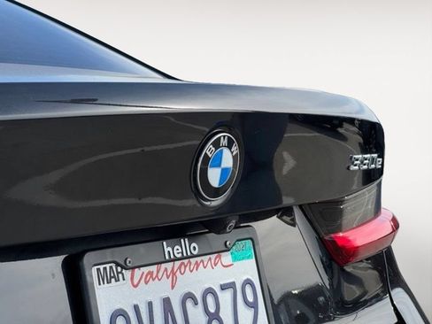 Used 2021 BMW 330e w/ Convenience Package RWD image 26