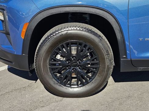 Used 2024 Chevrolet Traverse LS image 20