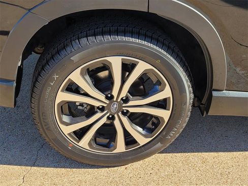 Used 2024 Subaru Forester Limited image 6