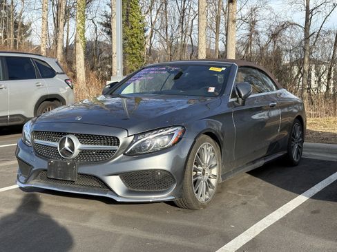 Used 2018 Mercedes-Benz C 300 Cabriolet image 3