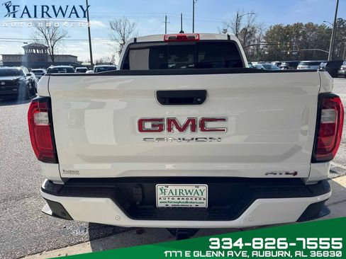 Used 2025 GMC Canyon AT4 w/ AT4 Premium Package AWD/4WD image 7