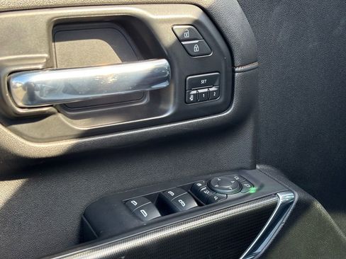 Used 2022 GMC Sierra 2500 AT4 w/ AT4 Premium Plus Package image 21