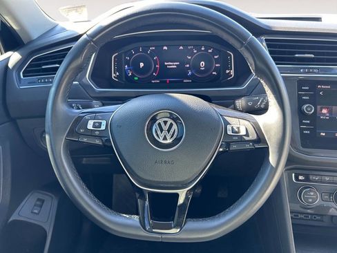 Used 2020 Volkswagen Tiguan SEL image 15