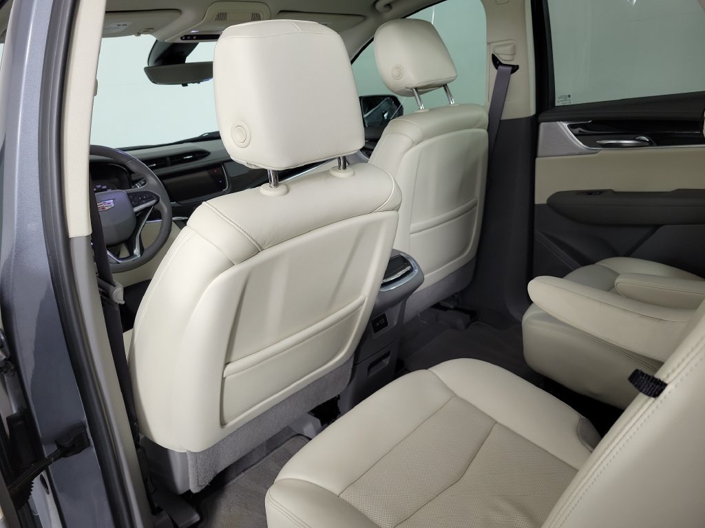 Used 2020 Cadillac XT6 Premium Luxury FWD image 14
