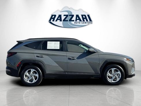 Used 2024 Hyundai Tucson SEL FWD image 2