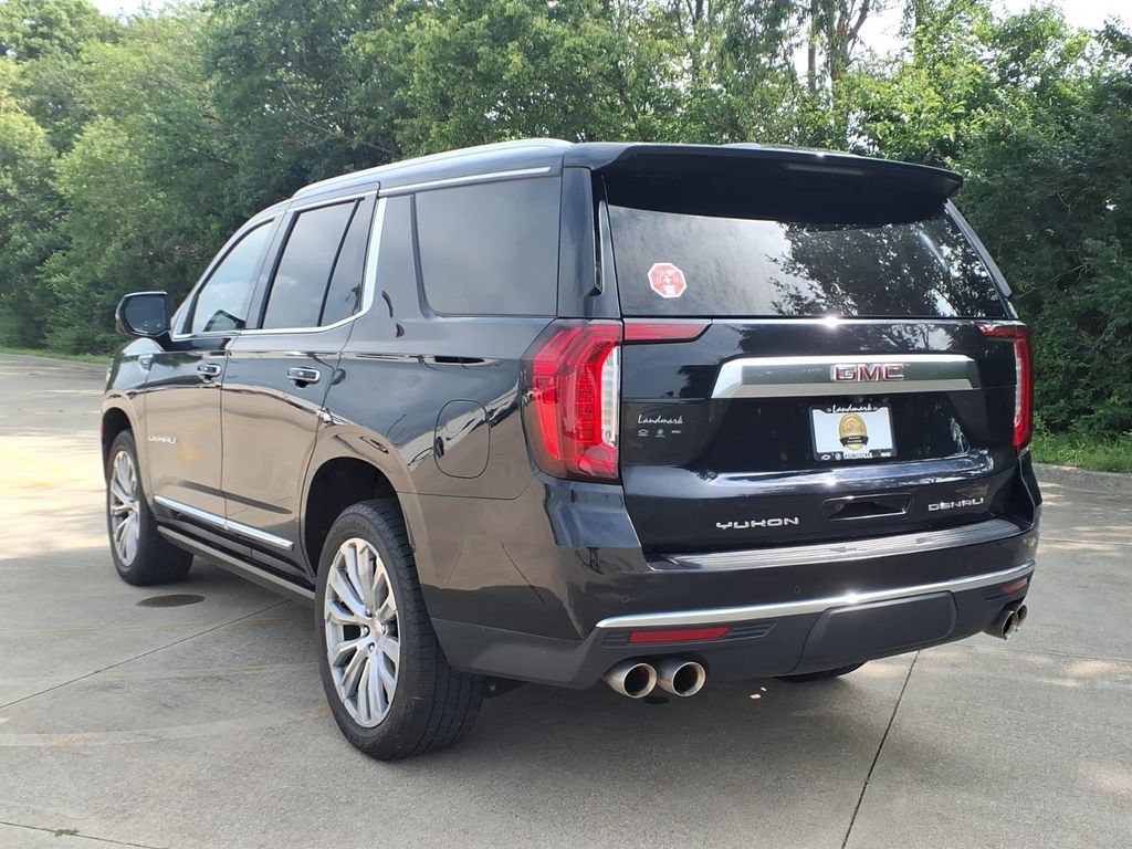 Used 2023 GMC Yukon Denali AWD/4WD image 3